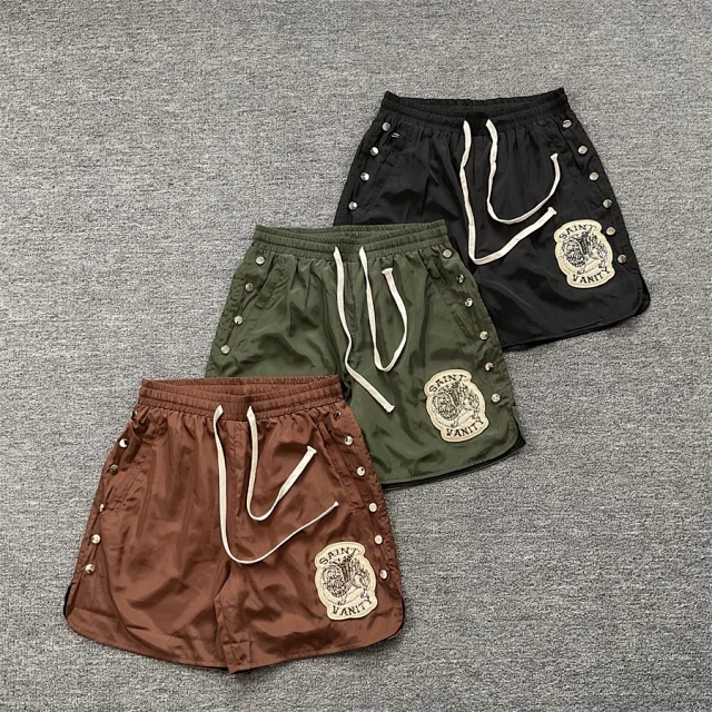 Saint Vanity Shorts Drawstring with embroidered patch and side rivets product detail image 3