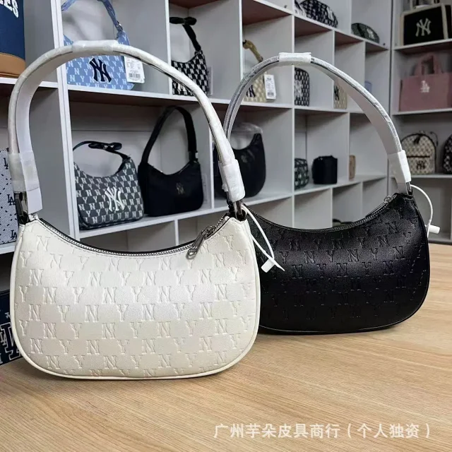 MLB Shoulder Bags NY Monogram Embossed Bag product detail image 13