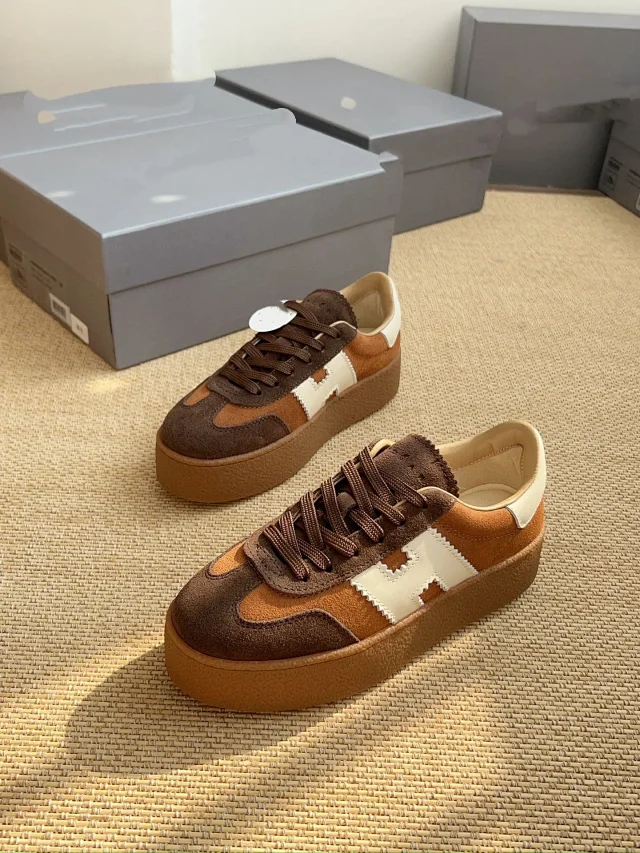 Hogan Sneakers Low-Top Platform with H Side Logo product detail image 28