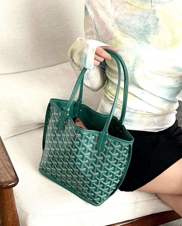 Goyard Handbags Mini tote bag with detachable pouch product detail image 7