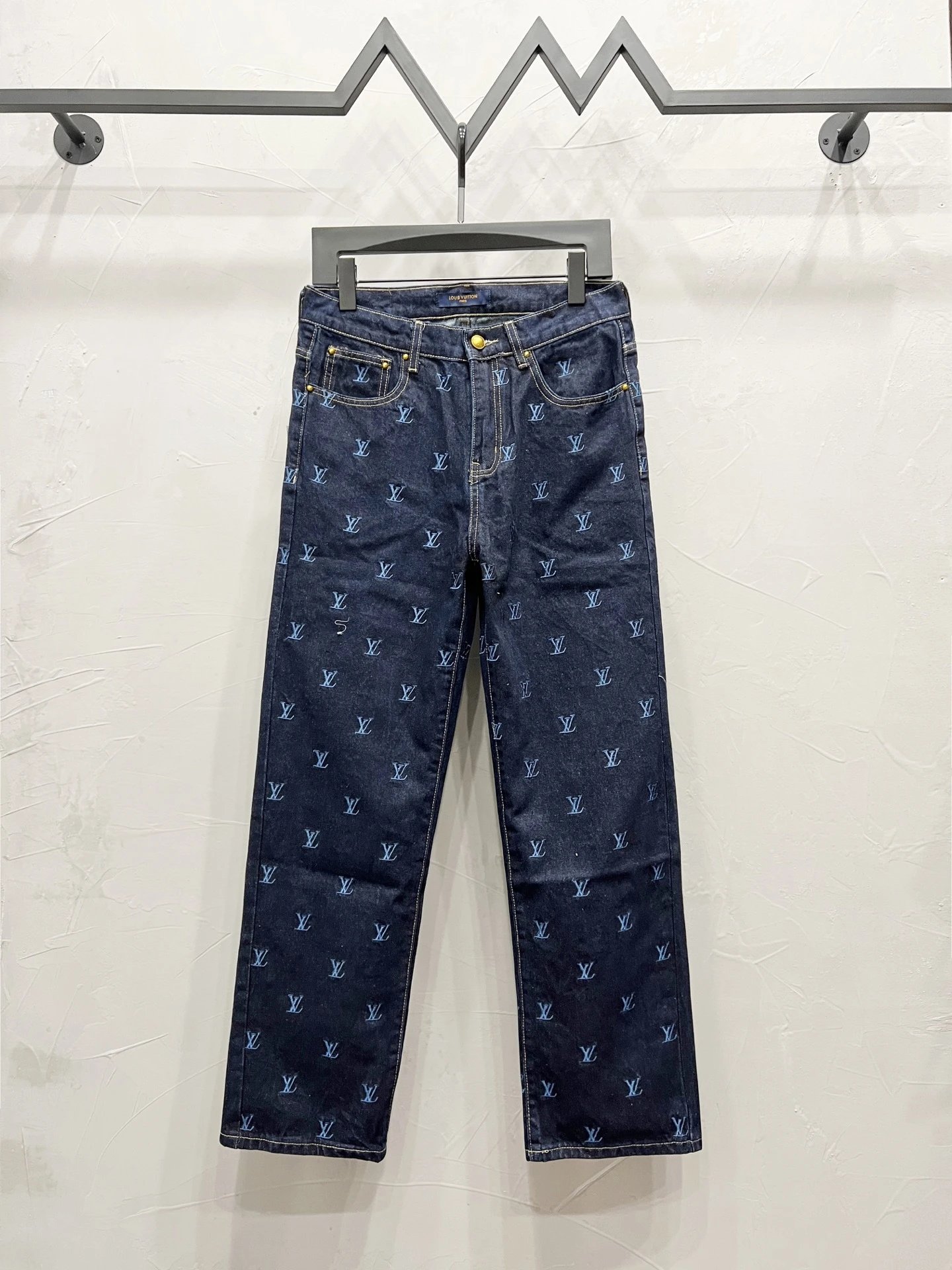 Louis Vuitton Patterned Denim Jeans — M904