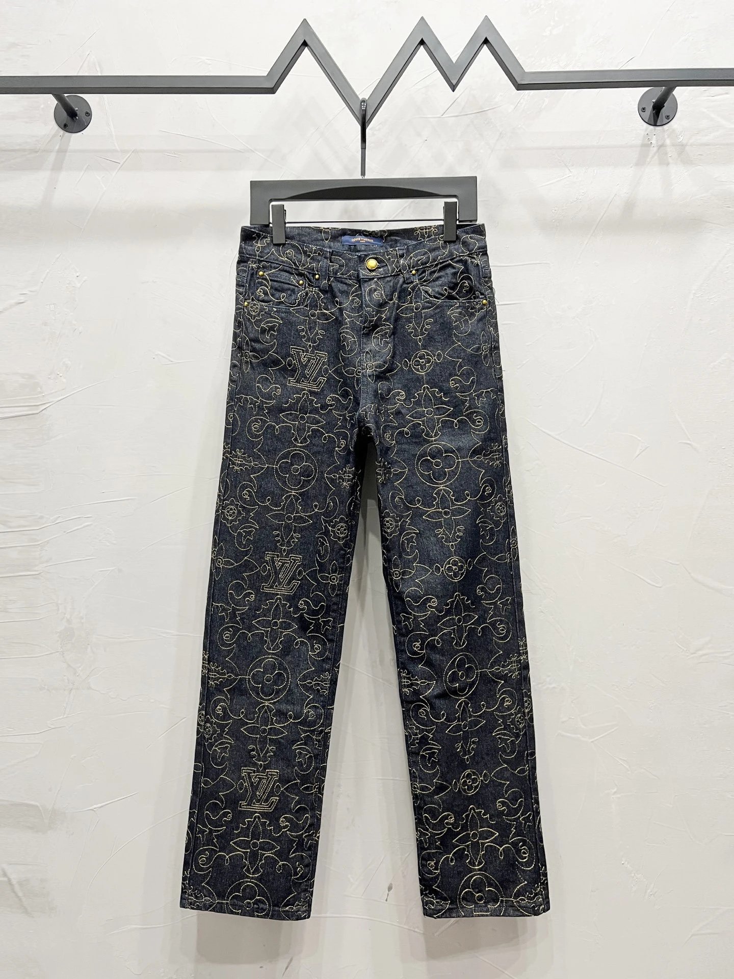 Louis Vuitton Patterned Denim Jeans — M903