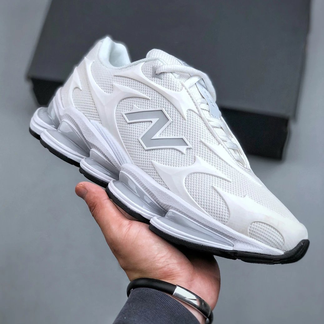 New Balance Sneakers 2000 Air-Cushion — 25