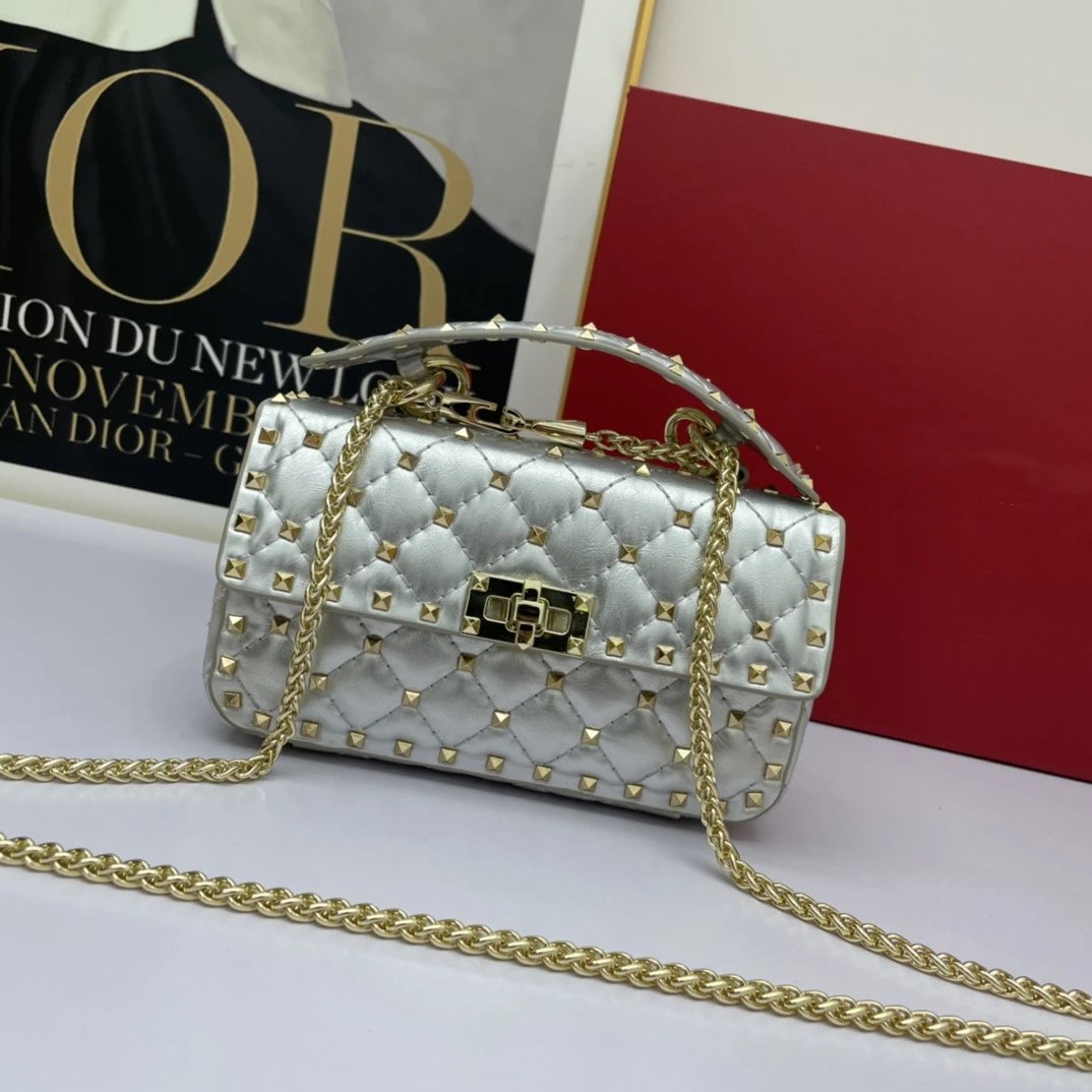 Unbranded Crossbody Bags Quilted Studded Chain Bag — Silver