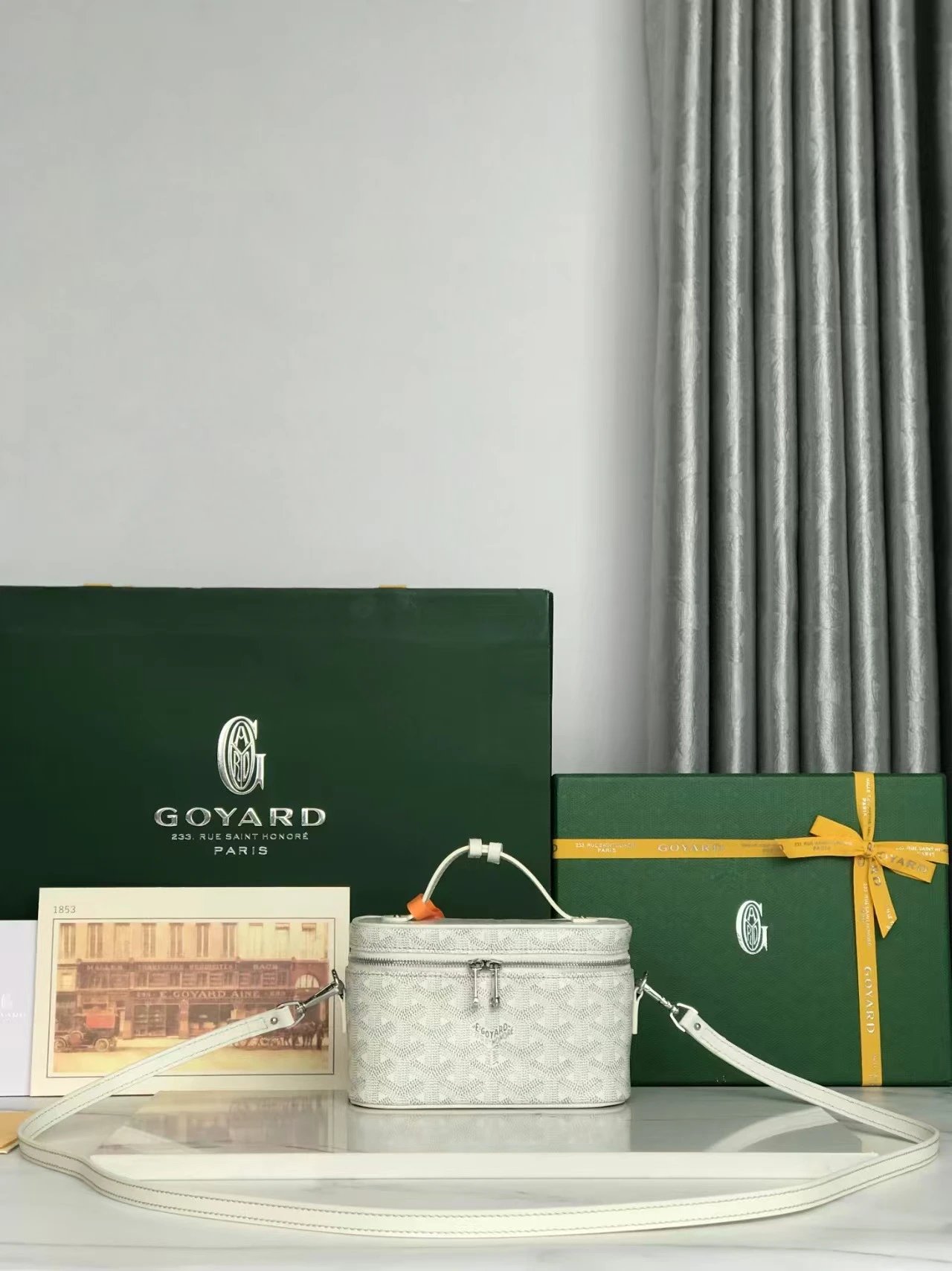 Goyard Crossbody Bags Monogram Zip Cosmetic Case — white