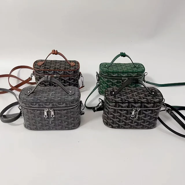 Goyard Crossbody Bags Monogram Zip Cosmetic Case product detail image 1