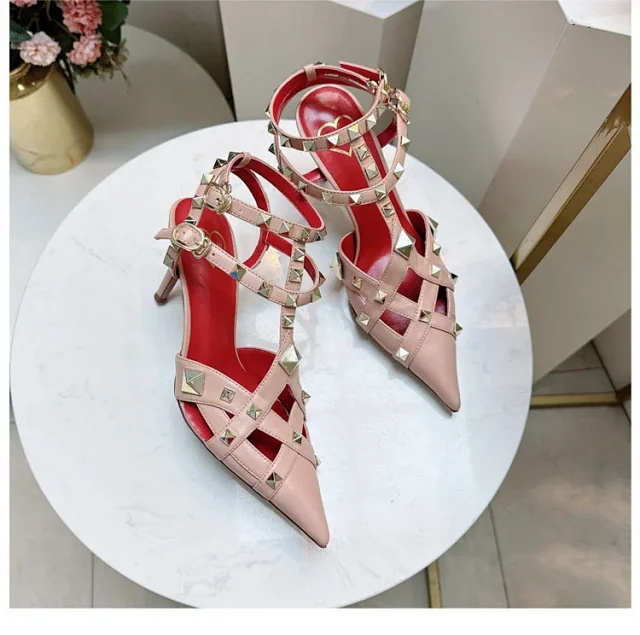 Valentino Garavani Sandals Rockstud pointed-toe caged ankle-strap high-heel product detail image 18