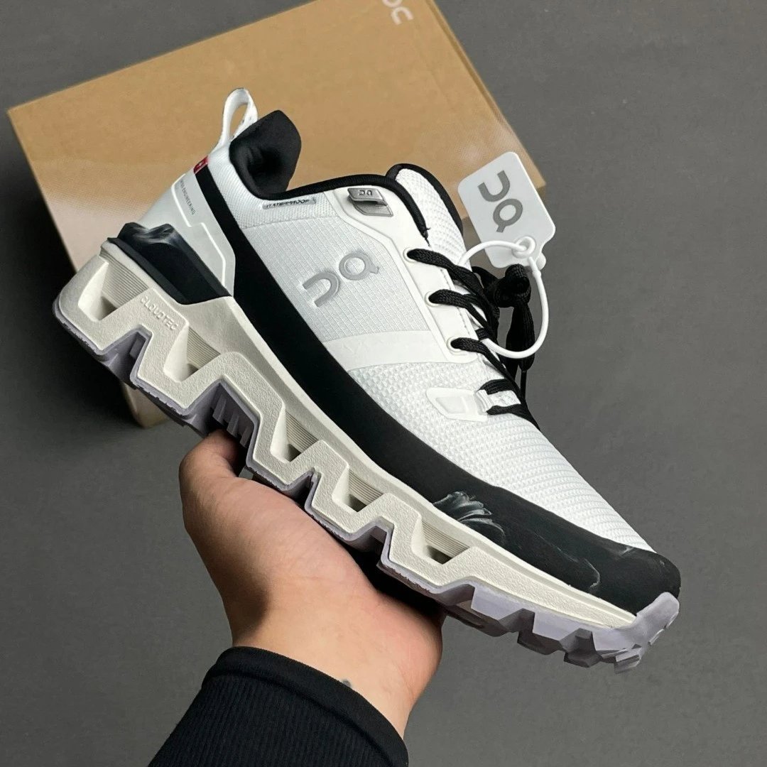 On Sneakers Cloudwander Waterproof image 3