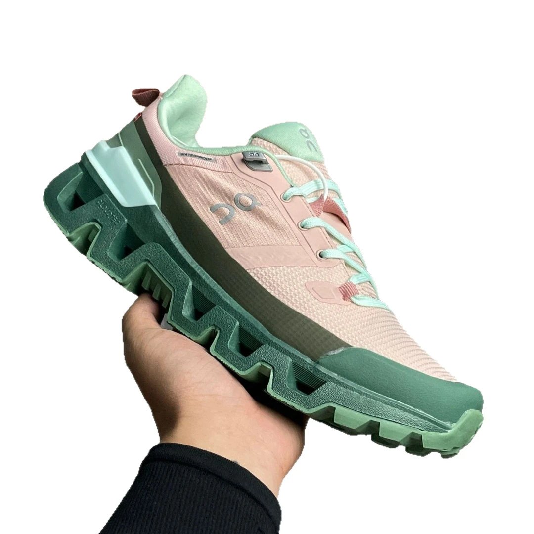 On Sneakers Cloudwander Waterproof image 5