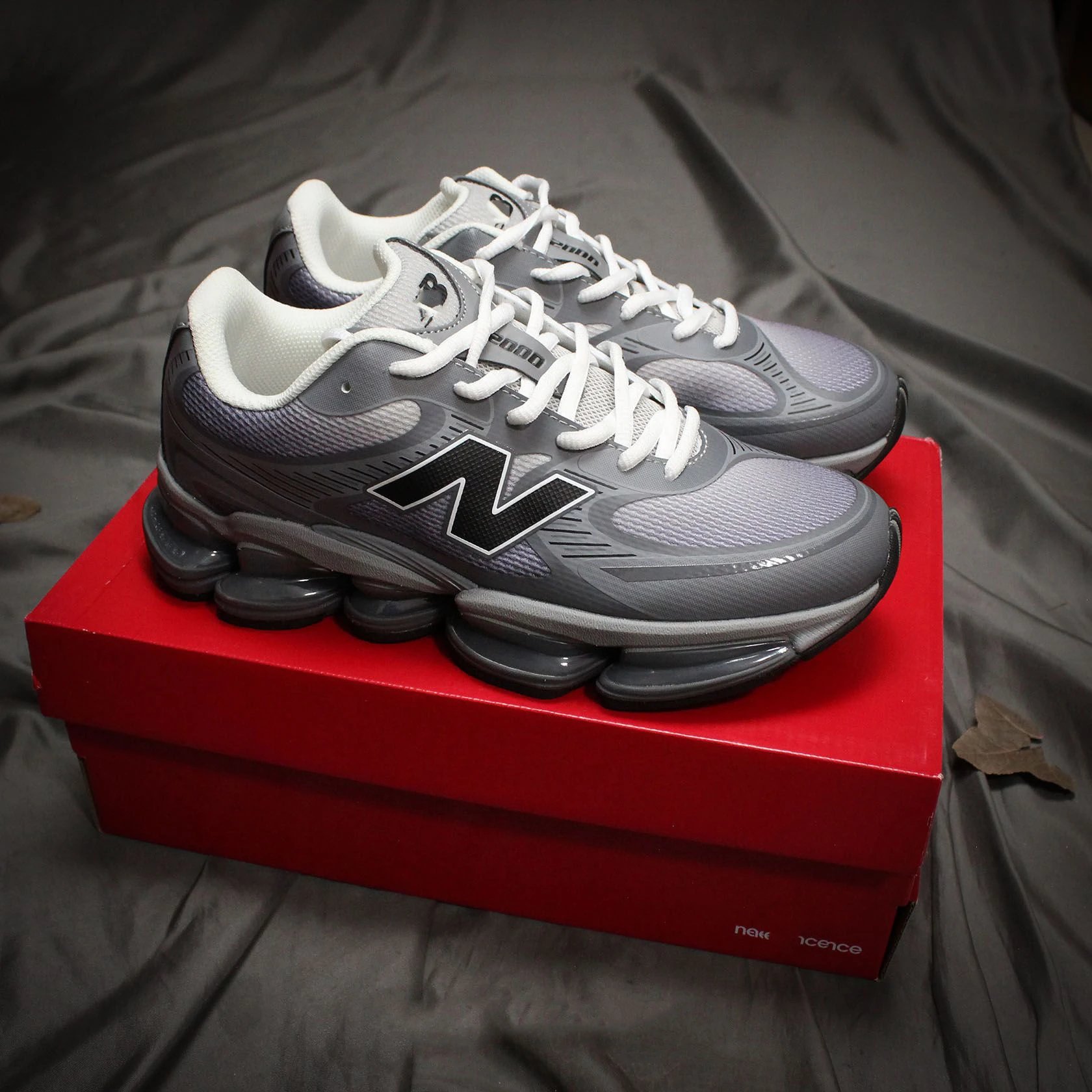 New Balance Sneakers 2000 Air-Cushion image 4