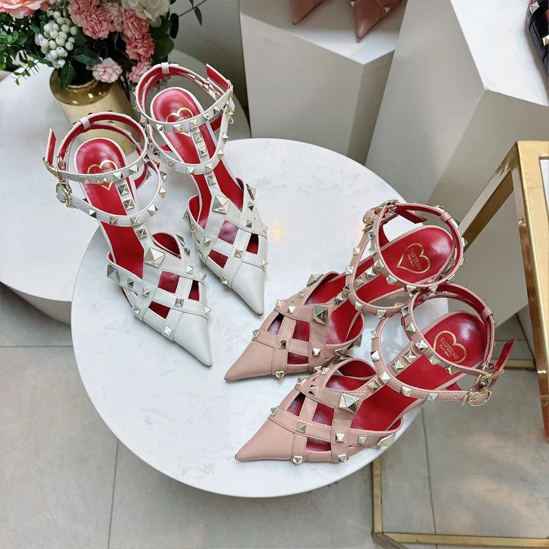 Valentino Garavani Sandals Rockstud pointed-toe caged ankle-strap high-heel image 4
