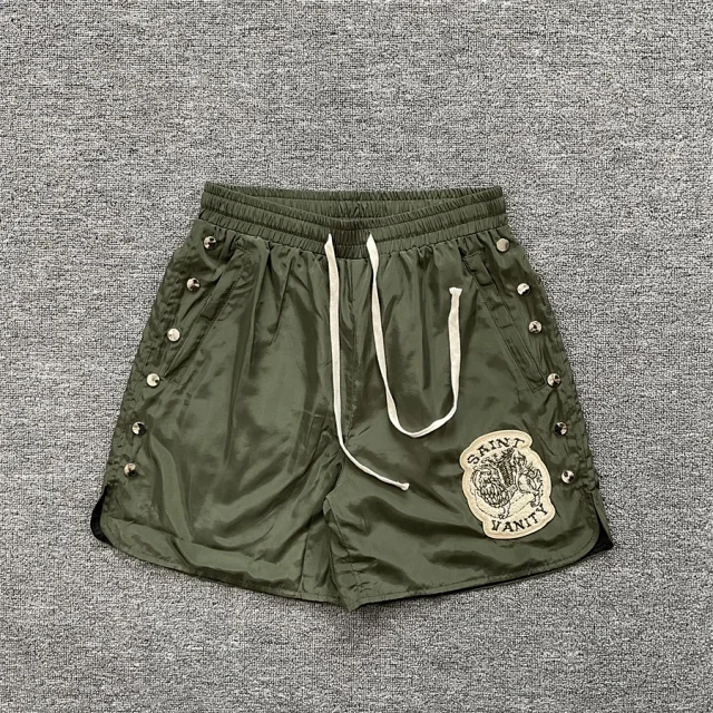 Saint Vanity Shorts Drawstring with embroidered patch and side rivets product detail image 5