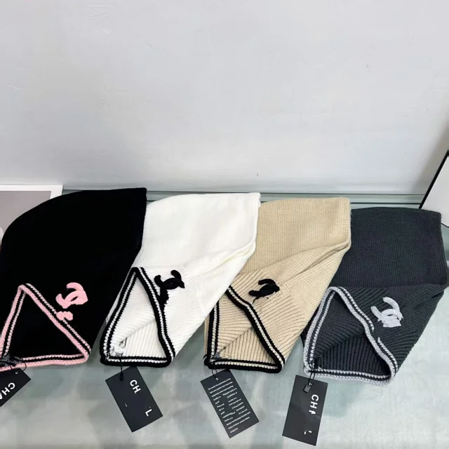 Chanel Hats Ribbed Knit Hood Hat with Contrast Trim product detail image 2