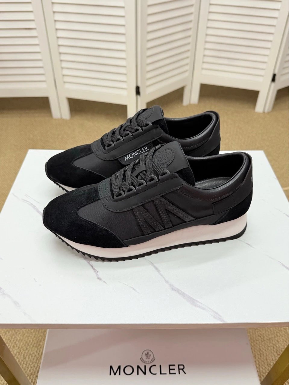 Moncler Sneakers Low-top lace-up with serrated sole — 2