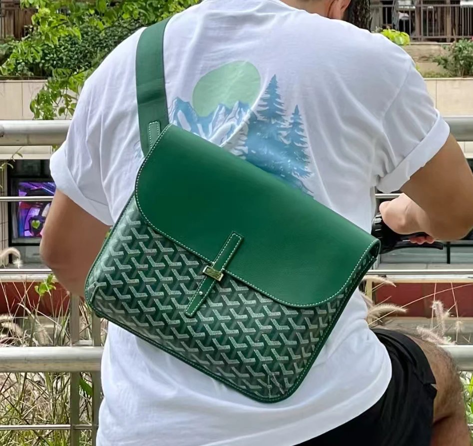 Goyard Crossbody Bags Flap Messenger Bag with Chevron Pattern — Green messenger bag
