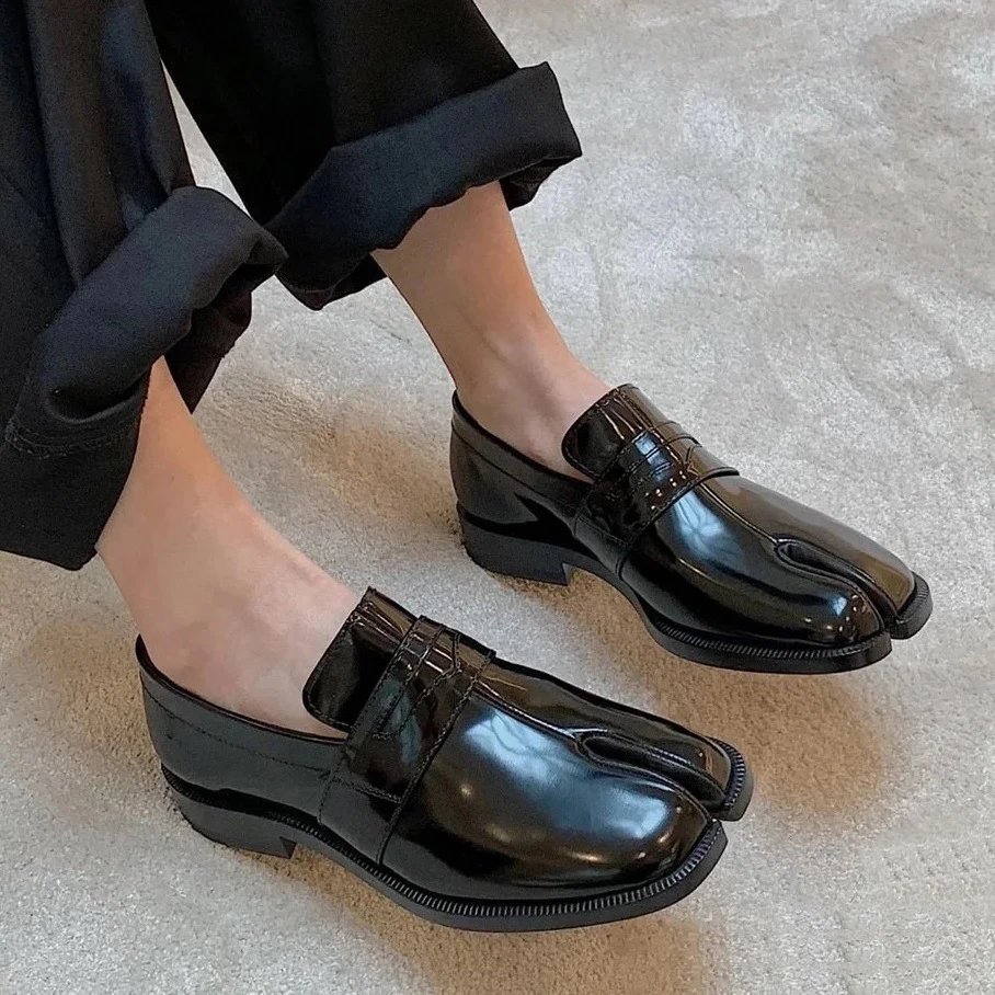 Unbranded Casual Shoes Split-Toe Patent Loafers and Lace-Up — Black/Loafer Style