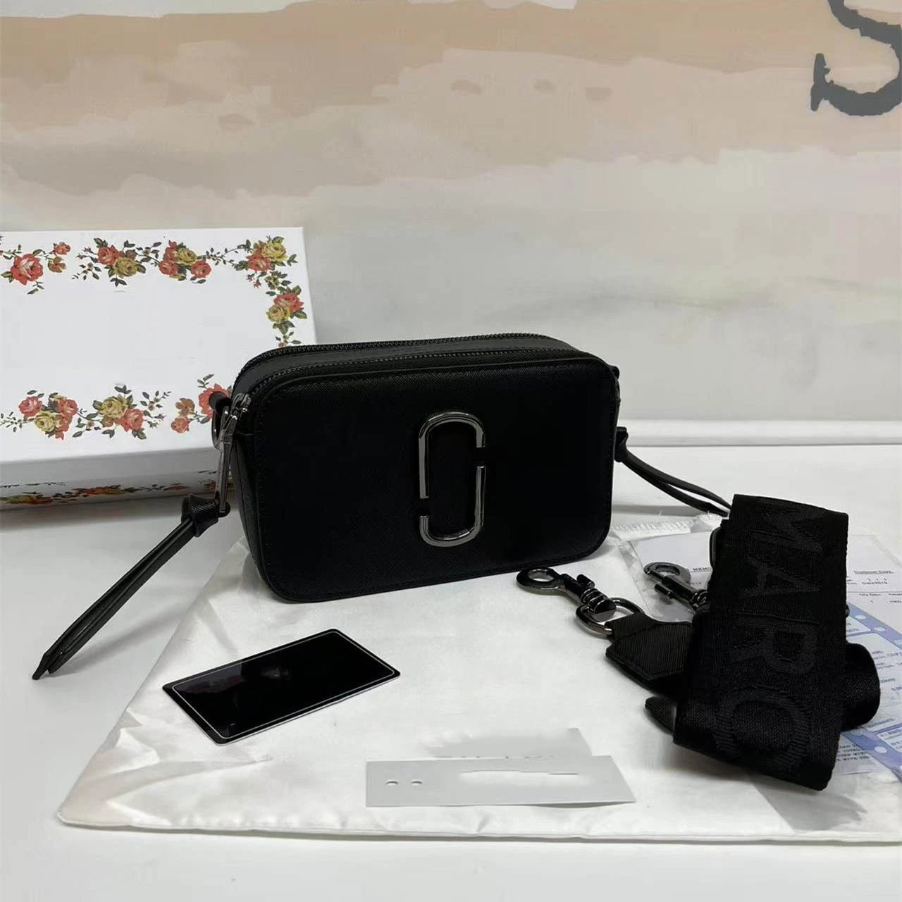 Marc Jacobs Crossbody Bags Snapshot camera bag with double-J hardware and wide logo strap — black gun
