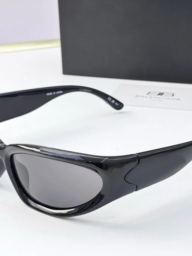 Unbranded Eyewear BB 0157 wraparound sunglasses product detail image 8
