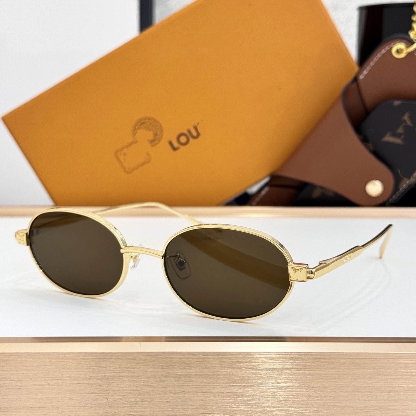 LOUI Eyewear Oval metal-frame image 2