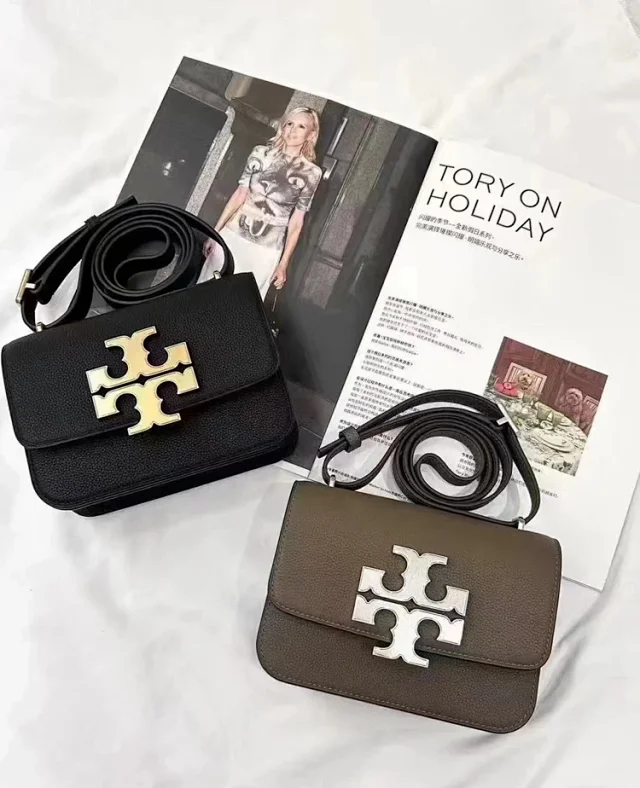 Tory Burch Crossbody Bags Double T Logo Pebbled Flap Bag product detail image 2