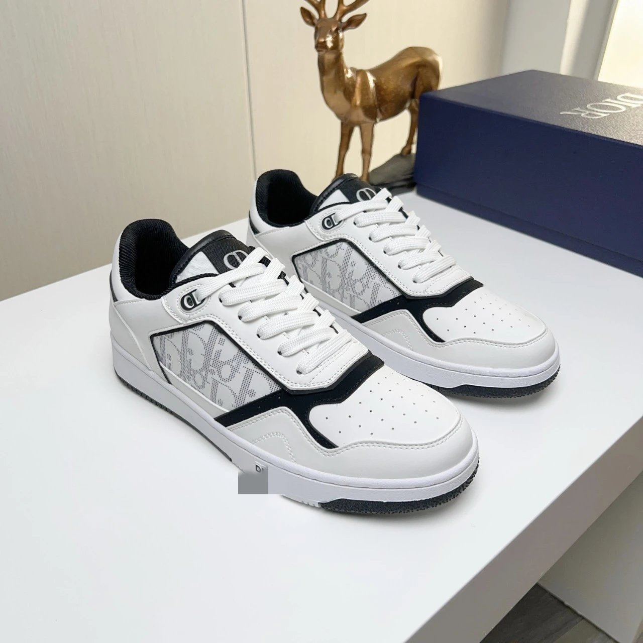 Dior Sneakers B27 low-top — 28