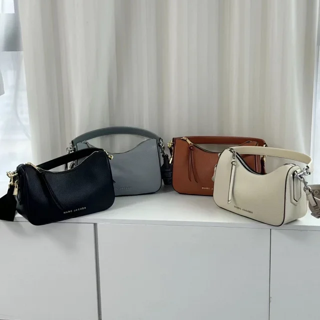 Marc Jacobs Shoulder Bags Pebbled Zip Hobo product detail image 8
