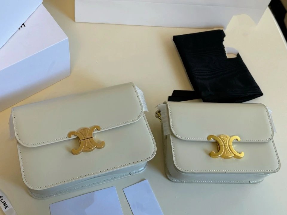 Celine Crossbody Bags Triomphe flap bag image 3