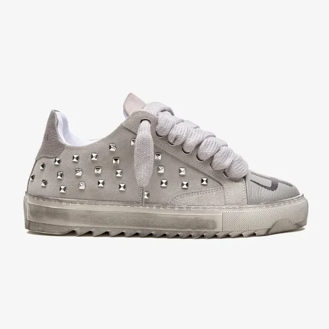 Numeris Sneakers Eclipse studded platform product detail image 1