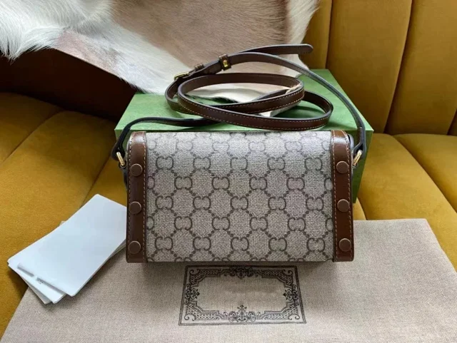 Gucci Crossbody Bags GG monogram horsebit flap product detail image 3