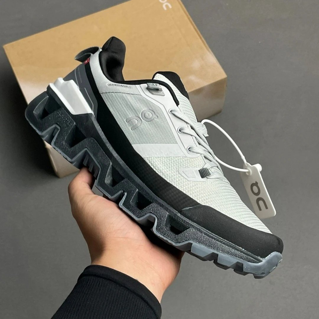 On Sneakers Cloudwander Waterproof image 2