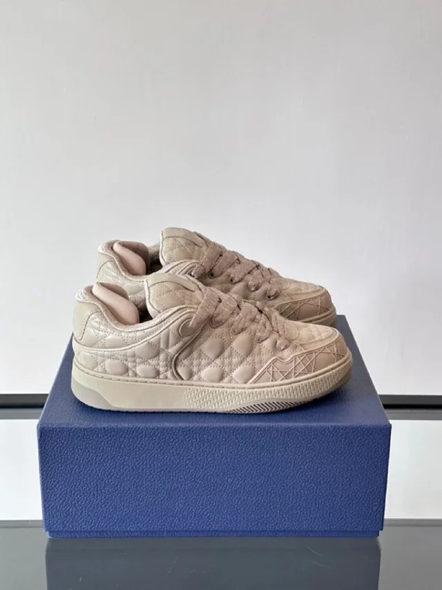 Unbranded Sneakers Low-Top Quilted Lace-Up product detail image 2
