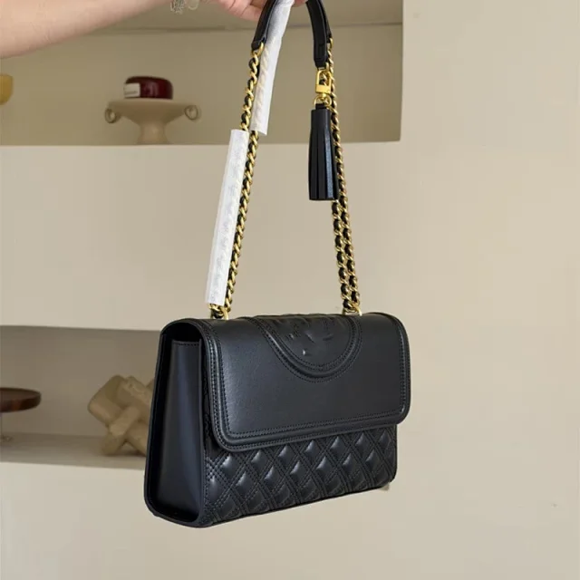 Tory Burch Shoulder Bags Quilted flap bag with chain strap and tassel product detail image 16