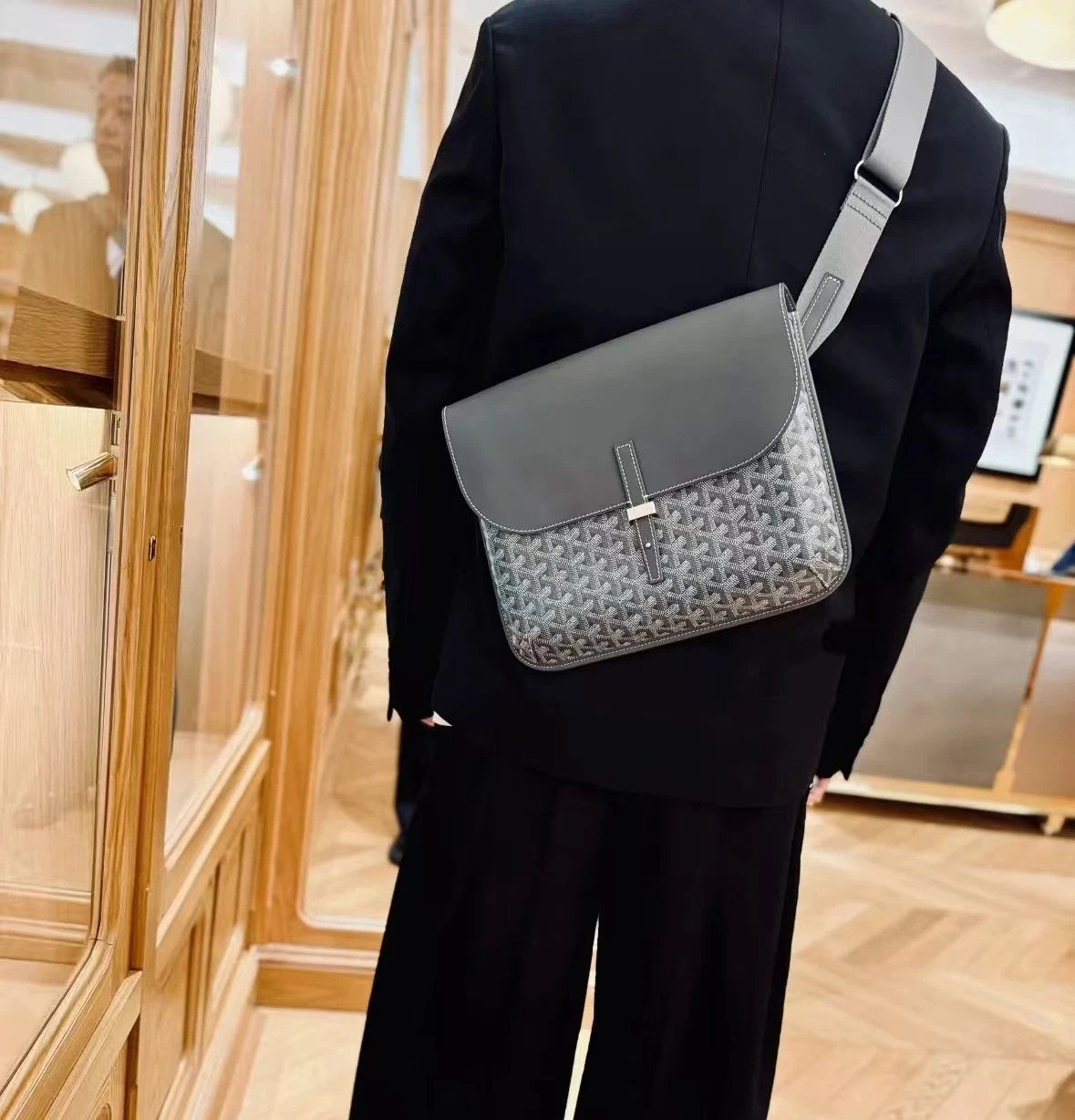 Goyard Crossbody Bags Flap Messenger Bag with Chevron Pattern — Gray messenger bag