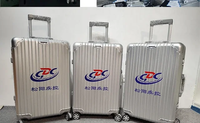 Unbranded Travel Bags Hard-shell ribbed spinner trolley suitcase product detail image 4