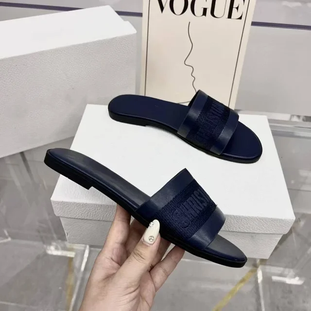 Christian Dior Sandals Flat slide with embroidered logo strap product detail image 2