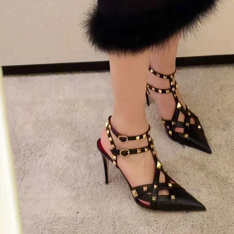 Valentino Garavani Sandals Rockstud pointed-toe caged ankle-strap high-heel image 3