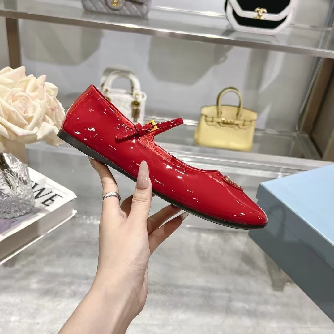 Prada Casual Shoes Mary Jane ballet flats with triangle logo plaque — 08