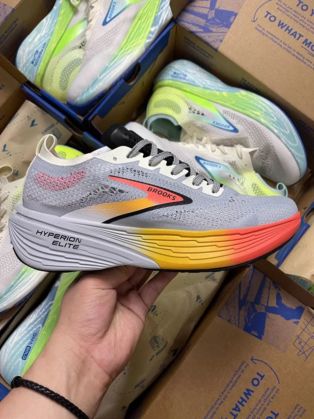 Brooks Sneakers Hyperion Elite running shoes product detail image 9