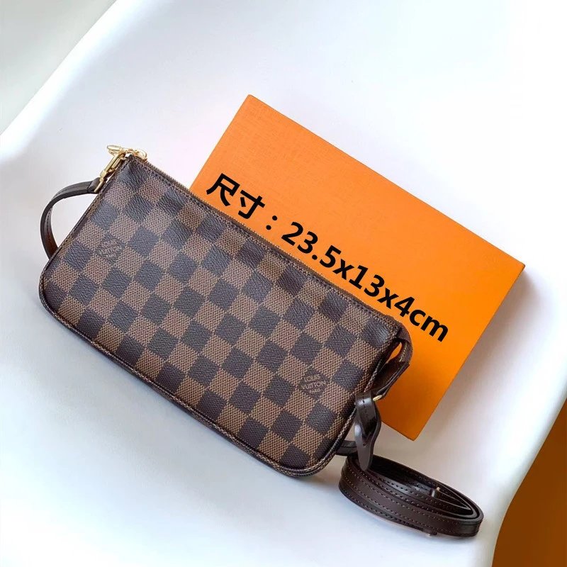 Dior Crossbody Bags Flap Chain Bag — 36
