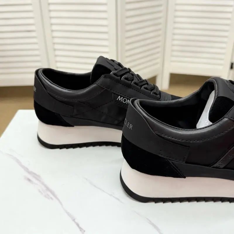 Moncler Sneakers Low-top lace-up with serrated sole image 4