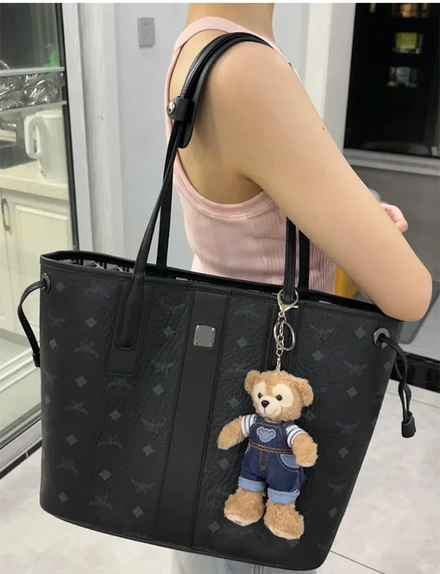 MCM Handbags Visetos tote with detachable pouch product detail image 11
