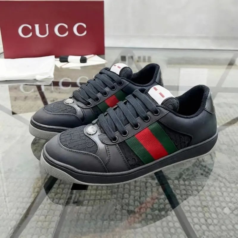 Gucci Sneakers Screener low-top lace-up with Web stripes and GG pattern panels — Black cloth surface