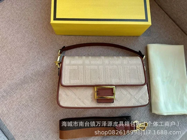 Unbranded Crossbody Bags Embroidered geometric flap bag product detail image 17