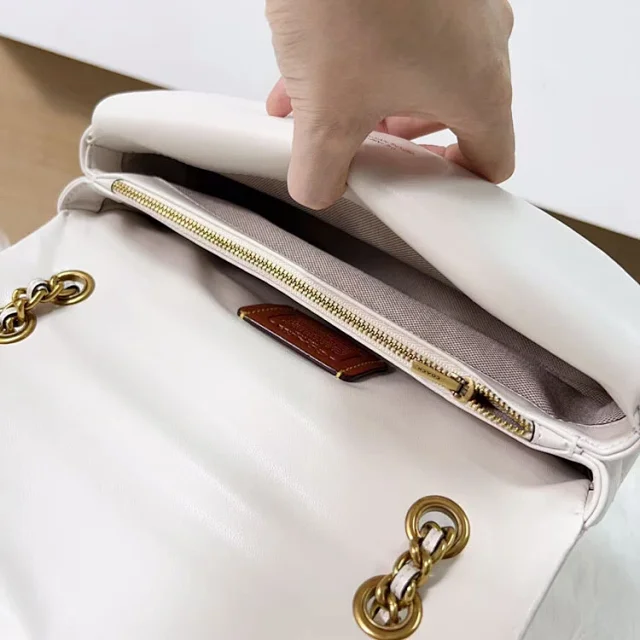Coach Shoulder Bags Quilted Tabby chain bag product detail image 19