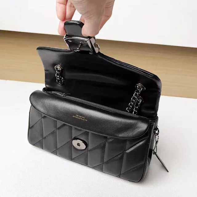 Coach Shoulder Bags Quilted Tabby chain bag product detail image 26