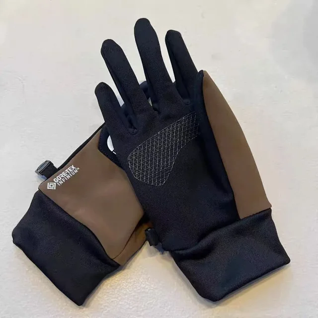 GORE-TEX Gloves INFINIUM touchscreen with non-slip palm grip and adjustable wrist buckle product detail image 6