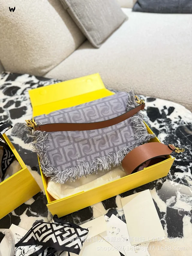 Unbranded Crossbody Bags Embroidered geometric flap bag product detail image 23