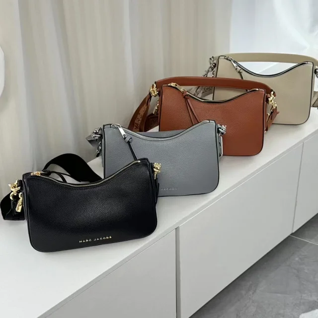 Marc Jacobs Shoulder Bags Pebbled Zip Hobo product detail image 7