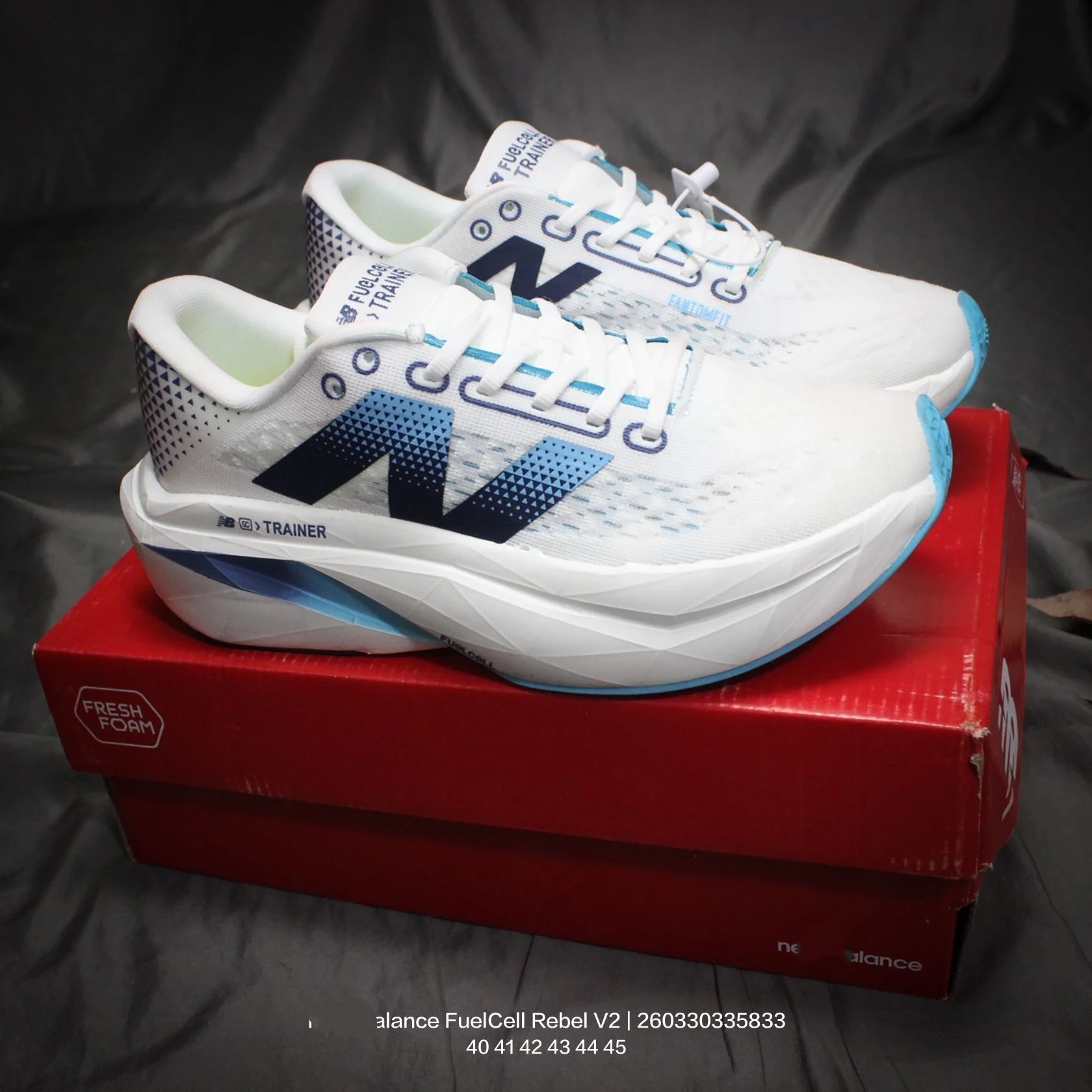 New Balance Sneakers FuelCell Rebel v2 image 4