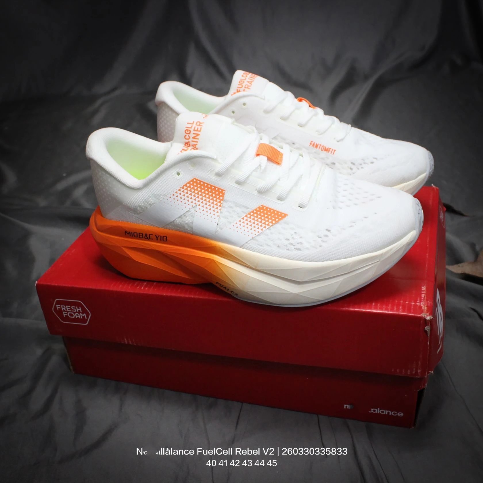 New Balance Sneakers FuelCell Rebel v2 product image